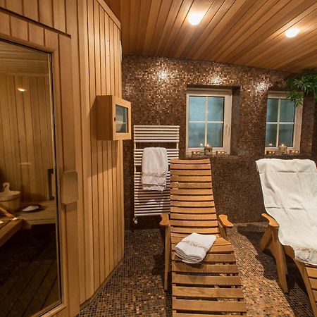 Hotel Chalet Olympia Монгуельфо Екстер'єр фото
