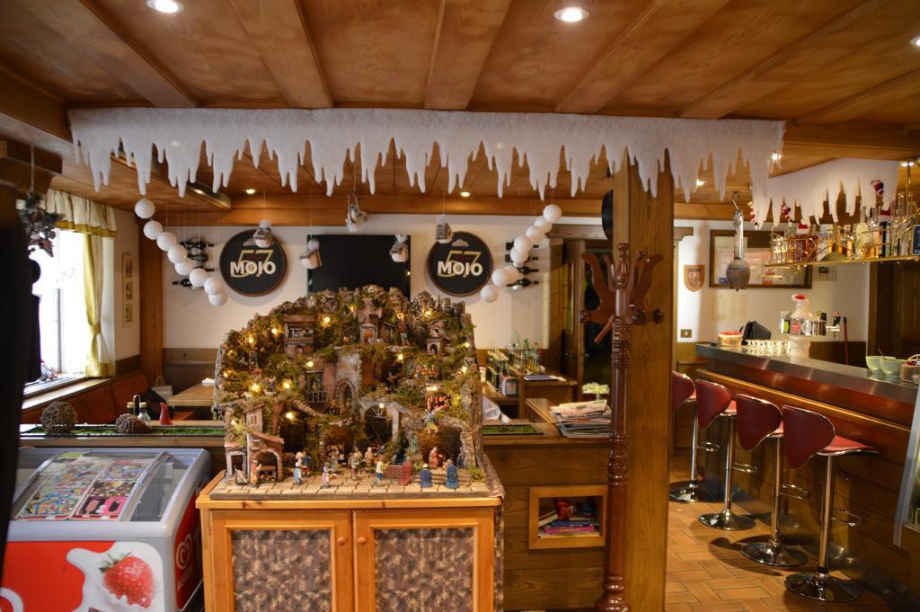Hotel Chalet Olympia Монгуельфо Екстер'єр фото