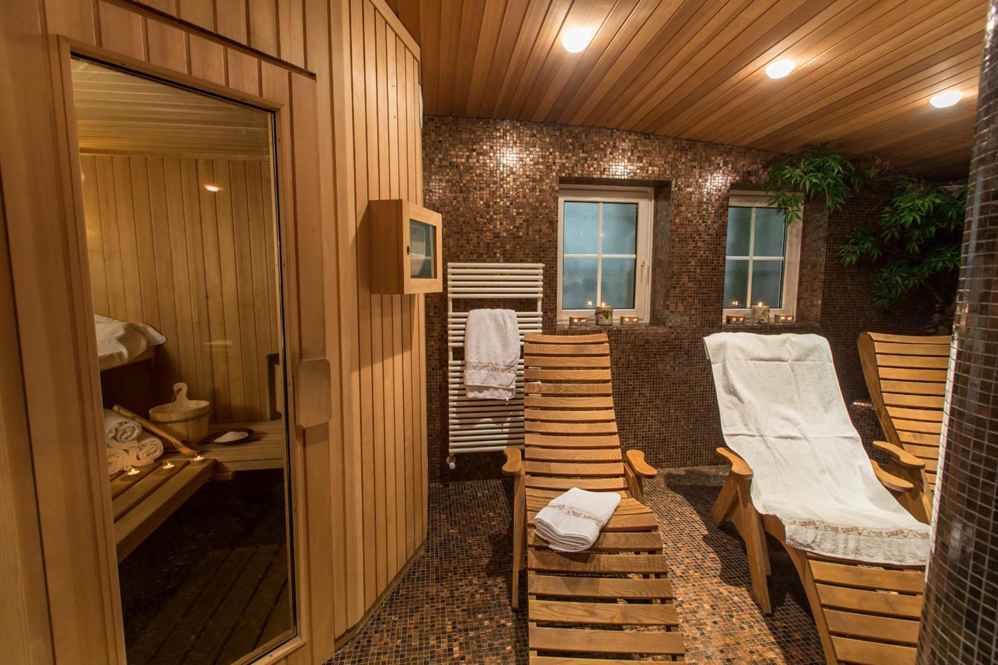 Hotel Chalet Olympia Монгуельфо Екстер'єр фото