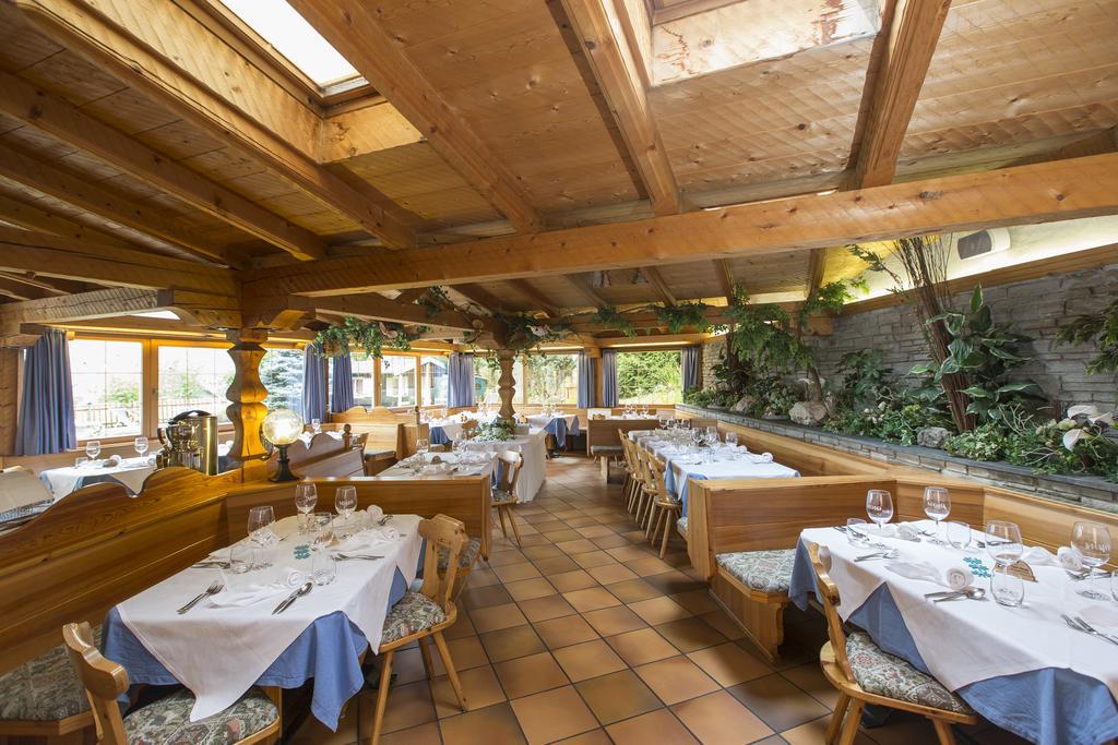 Hotel Chalet Olympia Монгуельфо Екстер'єр фото