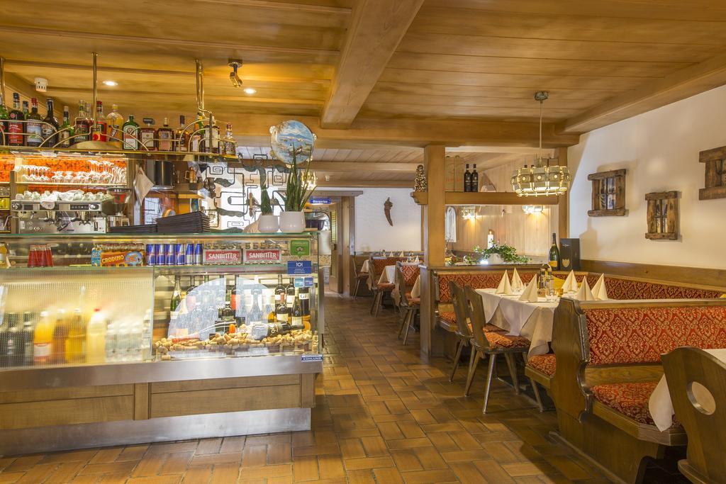 Hotel Chalet Olympia Монгуельфо Екстер'єр фото